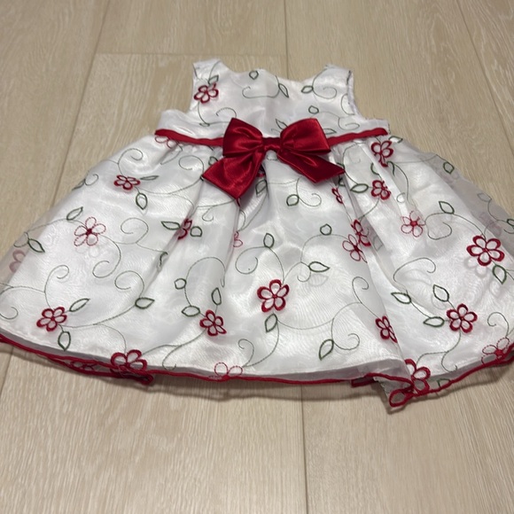 3/$10 Youngland Baby 18 Month White Red Bow Dress - Picture 2 of 9